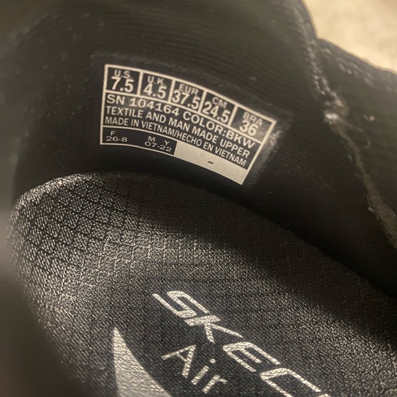 Skechers Women's ARCH FIT REFINE DON'T GO Sneaker US size 7.5 - Picture 3 of 6